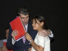 Alcalá apoya en lengua castellana, matemáticas y literatura un centenar de alumnos