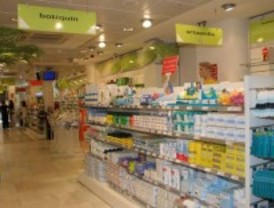 Los inmigrantes toman menos medicinas que los españoles