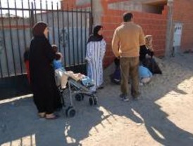 1.800 firmas piden investigar los centros de inmigrantes