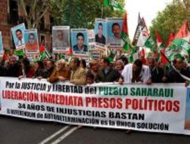 Centenares de personas se manifestaron por la autodeterminación del pueblo saharaui