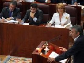 La Comunidad rechaza los pactos de los agentes sociales por las familias y el empleo