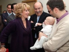Aguirre inaugura un centro de salud en Las Rozas