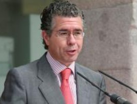 IU pide que Granados comparezca en la Asamblea por la supuesta trama de espías
