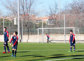 Denuncian la privatización del fútbol de base en Ciudad Lineal