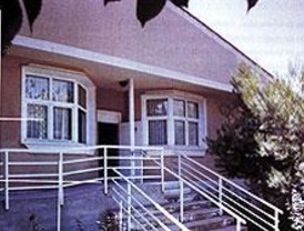 PSOE denuncia falta de médicos y masificación en el Centro de Salud de Algete