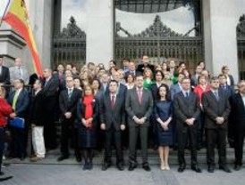 Cinco minutos de silencio contra el último atentado de ETA