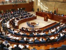 Presentan 3.000 firmas para proteger de la especulación el Monte de El Pilar y Pozuelo