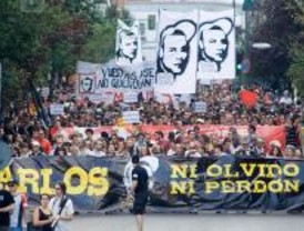 Miles de personas se manifiestan para recordar a Carlos Palomino