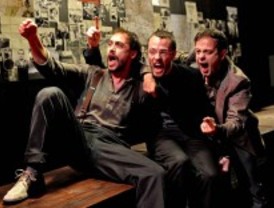 Crítica teatral.- Nuestra clase: Diez negritos políticos