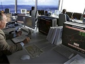 Roto el diálogo entre Aena y los controladores aéreos