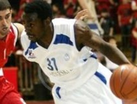 El Estudiantes recupera al base americano Corey Bewer hasta final de temporada