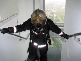 Un bombero italiano, campeón de la carrera en Torrespacio