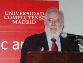 Berzosa: 'La universidad no es lugar de templos'