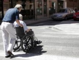 La Comunidad asegura que ha dado 7.000 ayudas a la dependencia