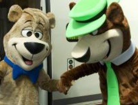 Los personajes Oso Yogui y su amigo Boo Boo se incorporan al Parque Warner