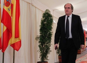 Gabilondo se compromete a subir la Renta Mínima de Inserción a 480 euros