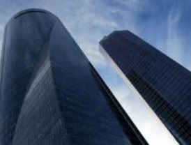 Los bomberos coronan Torre Espacio