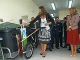 Inaugurado un almacen para herramientas de limpieza viaria en Moratalaz
