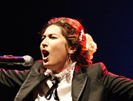 Poesía y cante en Suma Flamenca 2010