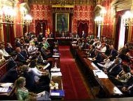 Diecisiete concejales estrenan cargo este sábado en el Ayuntamiento de Madrid