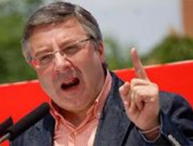 Blanco dice que el problema del PSOE es 'de raíz' y no de candidatos