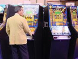 El Ayuntamiento subvenciona planes contra la ludopatía