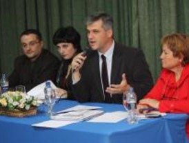 El PSOE explica los presupuestos distrito por distrito y empieza en Latina