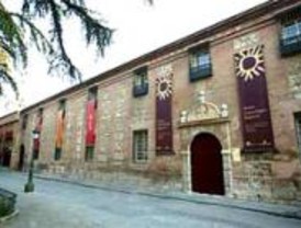 El Arqueológico Regional acerca la prehistoria a los niños a través de talleres