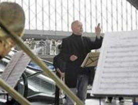 Barenboim dirigirá el domingo a la West-Eastern Divan Orquesta en la Plaza Mayor