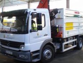 Reforzados los servicios de limpieza de Alcorcón con un nuevo camión grúa