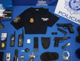 Detenido un falso policía por estafa