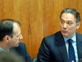 Prada está a favor de ilegalizar los partidos que 'en la práctica' vulneren la Constitución