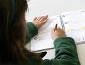 Tres colegios estudian con los bancos su viabilidad financiera para comprar el Santa Gema