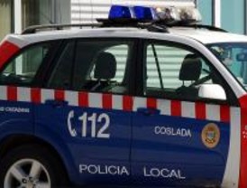 Detenido en Coslada tras robas en un bar y quedarse atrapado en la puerta