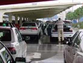 Los aparcamientos de los aeropuertos cobrarán por minutos a partir de este miércoles