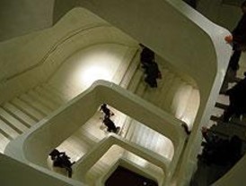 CaixaForum recibe a 190.000 visitantes en su primer mes