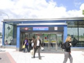 PSOE e IU ven 'inadmisible' una posible subida del precio del Metro y autobús