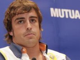 Alonso mejora pero sigue lejos de los primeros