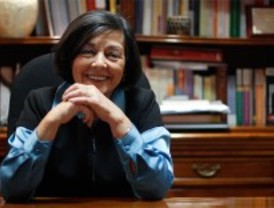 Álvarez: 'La recuperación pasa por un gran pacto en el que la mujer tenga una voz propia'