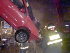 Fallece una joven tras el vuelco de su coche en Manzanares el Real