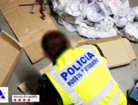 Hallan 6.500 dosis de heroína escondidas en cajas de pelotas de fútbol