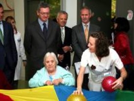 Ruiz-Gallardón pasa revista a Carabanchel