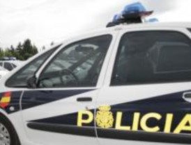 Muere un policía nacional al ser arrollado cuando señalizaba un accidente