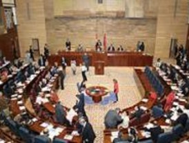 La Asamblea aprueba una declaración institucional contra la violencia de género