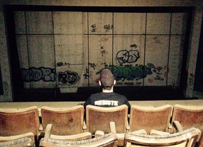 El CSOA La Traba okupa un antiguo cine en Delicias