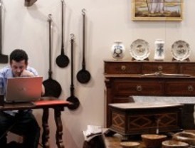 Los anticuarios abren en Almoneda