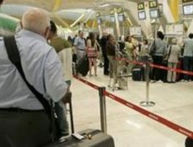 Un juez decreta la entrega a su madre del niño dominicano que iba a ser repatriado