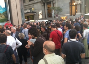 Concentración de condena por el ataque al centro Blanquerna