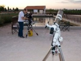 Conocer el cielo de la noche de primavera