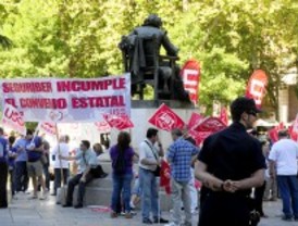 Trabajadores de la seguridad privada protestan por los incumplimientos del convenio colectivo
